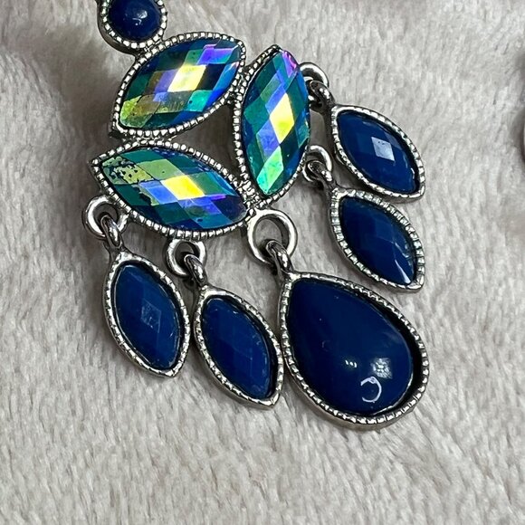 Chandelier Earrings Blue Iridescent Rhinestone Peacock Silver Tone Dangle Boho - Picture 7 of 7